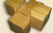 Выбираем материал для строительства деревянного дома: клееный брус или профилированный брус естественной влажности – несколько доводов за и против